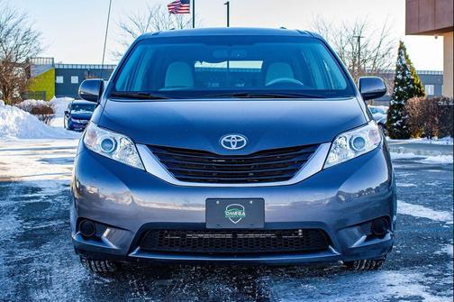 2013 Toyota Sienna LE