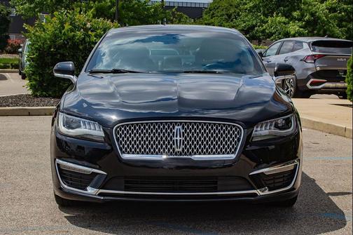 2017 Lincoln MKZ Premiere