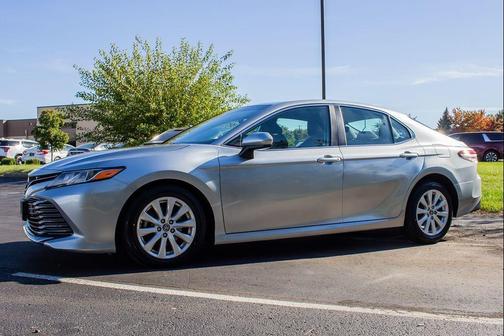 2019 Toyota Camry LE
