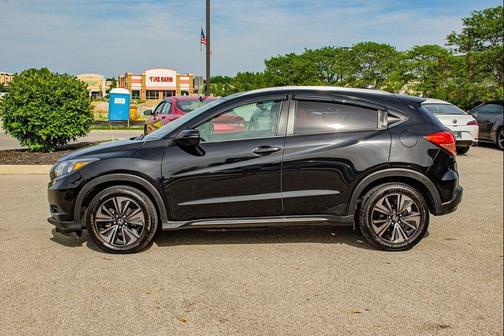 Crystal Black Pearl 2016 Honda HR-V EX-L w/Navigation