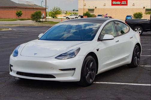 Pearl White Multi-Coat 2021 Tesla Model 3 Standard Range Plus