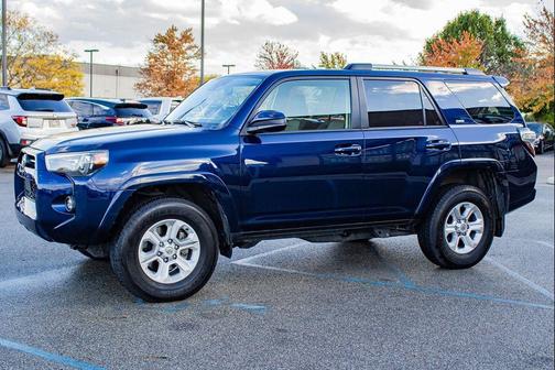 2024 Toyota 4Runner SR5