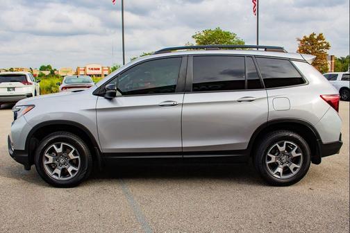 2022 Honda Passport AWD TrailSport