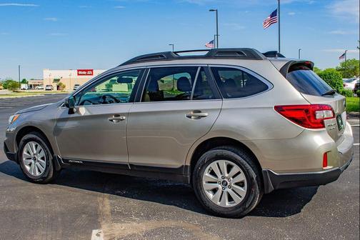 Tungsten Metallic 2016 Subaru Outback 2.5i Premium