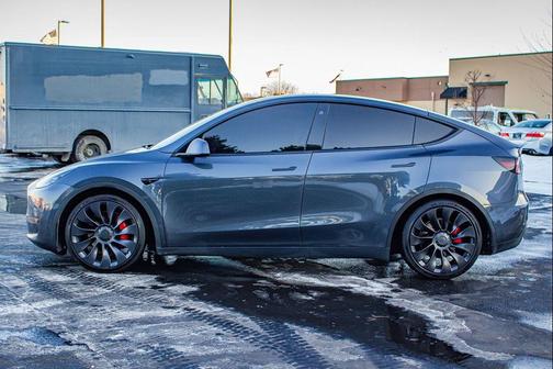 2022 Tesla Model Y Performance Dual Motor All-Wheel Drive