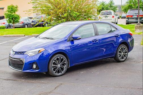 Blue Crush Metallic 2016 Toyota Corolla S Plus