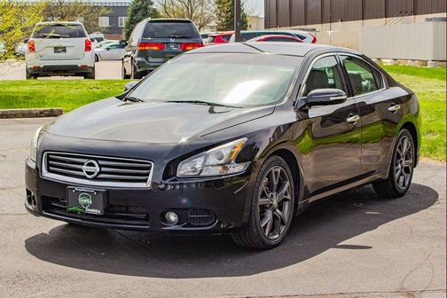 Super Black 2014 Nissan Maxima SV