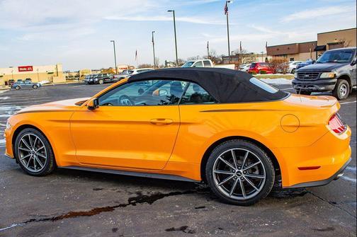 2019 Ford Mustang EcoBoost