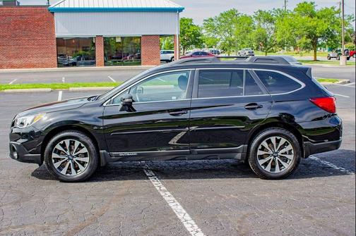 Crystal Black Silica 2016 Subaru Outback 2.5i Limited