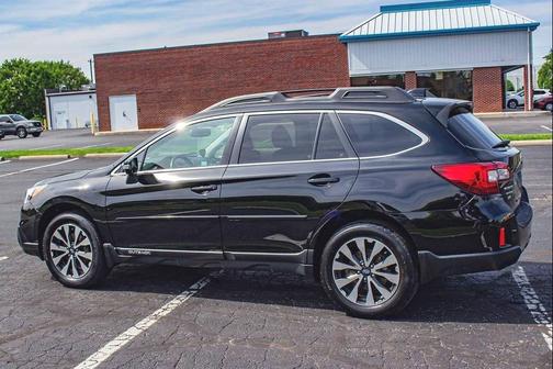 Crystal Black Silica 2016 Subaru Outback 2.5i Limited