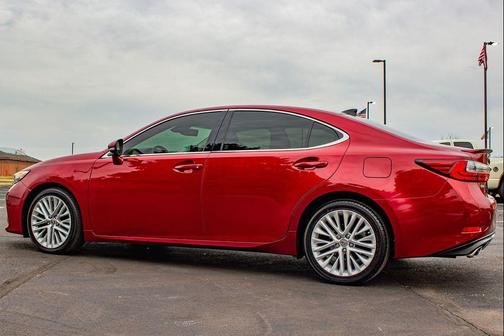 2016 Lexus ES 350 Base