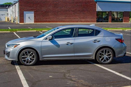 Lunar Silver Metallic 2020 Acura ILX Premium Package
