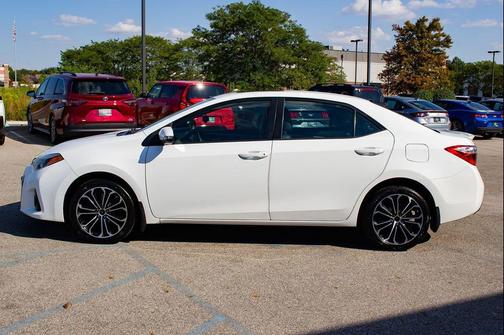 2015 Toyota Corolla S Plus