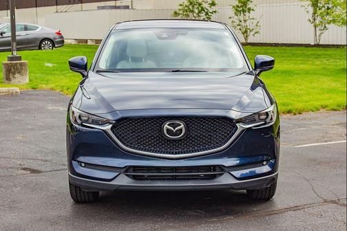 Deep Crystal Blue Mica 2017 Mazda CX-5 Grand Touring