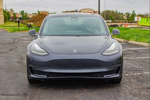 Midnight Silver Metallic 2020 Tesla Model 3 Performance