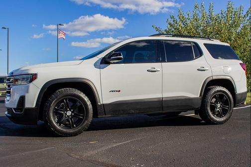 2021 GMC Acadia AWD AT4
