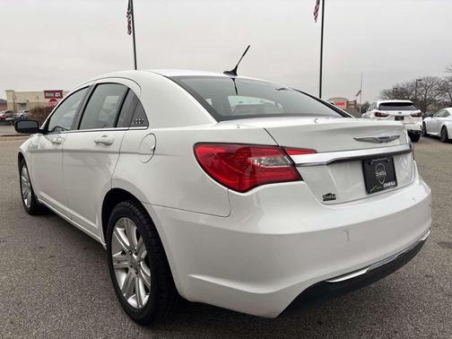 2012 Chrysler 200 Touring