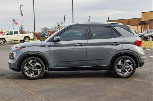 2022 Hyundai VENUE Limited