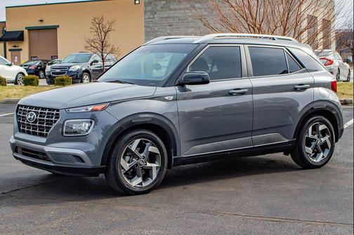 2022 Hyundai VENUE Limited