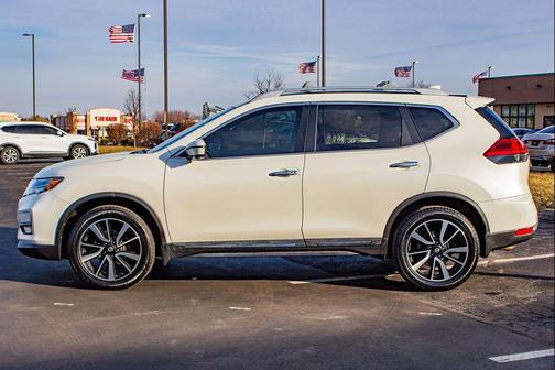 2017 Nissan Rogue SL