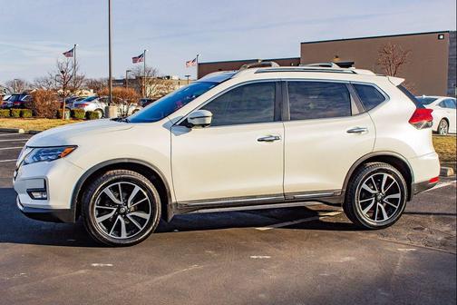 2017 Nissan Rogue SL
