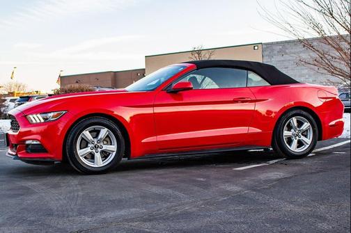 2016 Ford Mustang V6