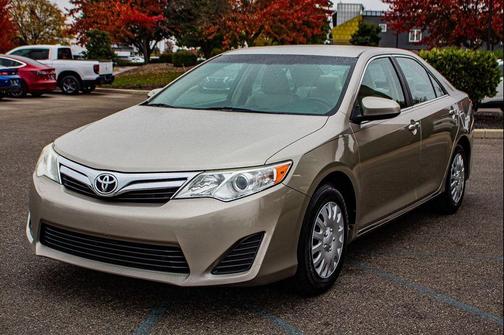 2014 Toyota Camry LE