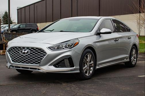 2018 Hyundai SONATA Sport
