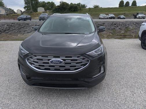Black Metallic 2019 Ford Edge SEL