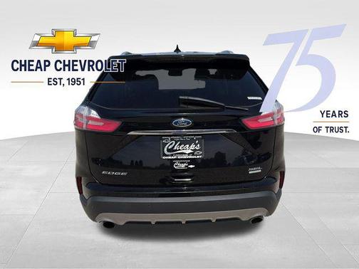 Black Metallic 2019 Ford Edge SEL