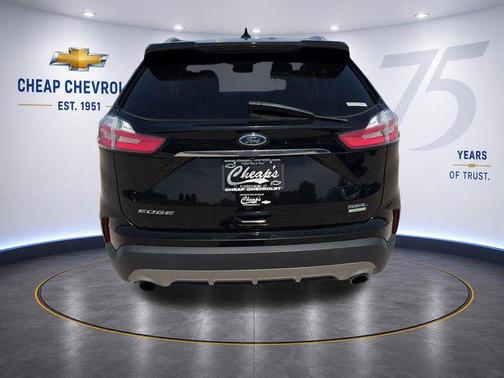 Black Metallic 2019 Ford Edge SEL