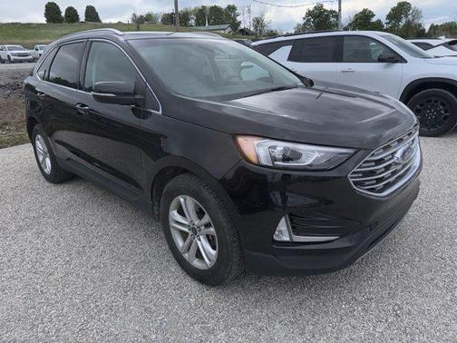 Black Metallic 2019 Ford Edge SEL
