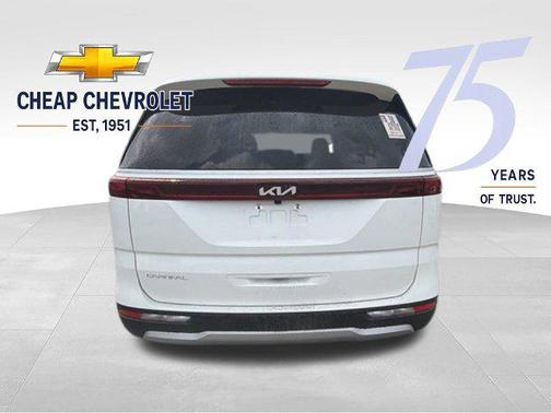 Snow White Pearl 2024 Kia Carnival EX
