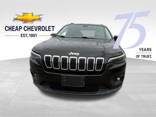 Diamond Black Crystal Pearlcoat 2019 Jeep Cherokee Latitude Plus