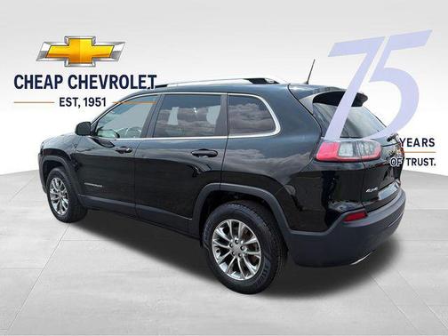 Diamond Black Crystal Pearlcoat 2019 Jeep Cherokee Latitude Plus