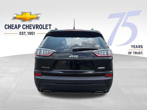 Diamond Black Crystal Pearlcoat 2019 Jeep Cherokee Latitude Plus