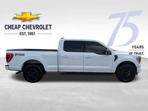 Oxford White 2022 Ford F-150 XLT