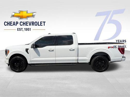 Oxford White 2022 Ford F-150 XLT