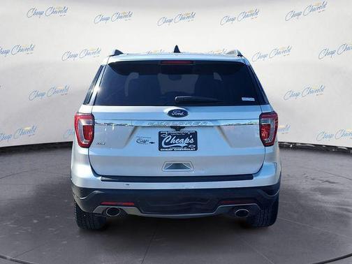 Ingot Silver 2018 Ford Explorer XLT