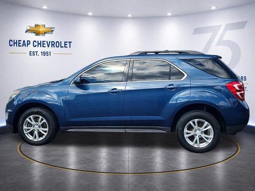 Patriot Blue Metallic 2017 Chevrolet Equinox 1LT