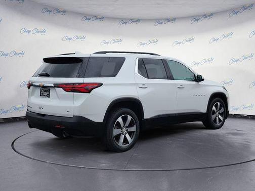 2023 Chevrolet Traverse LT Leather