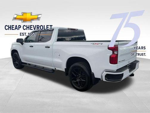 Summit White 2024 Chevrolet Silverado 1500 Custom
