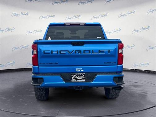 2025 Chevrolet Silverado 1500 Custom