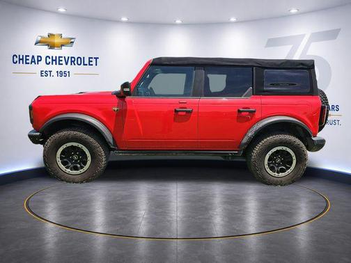 Race Red 2022 Ford Bronco Badlands