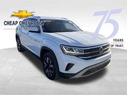 Pure White 2023 Volkswagen Atlas Cross Sport 2.0T SE