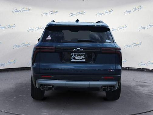 Lakeshore Blue Metallic 2026 Chevrolet Traverse AWD Z71