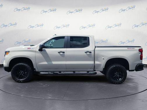 White Sands 2026 Chevrolet Silverado 1500 Custom Trail Boss