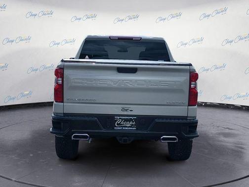 White Sands 2026 Chevrolet Silverado 1500 Custom Trail Boss
