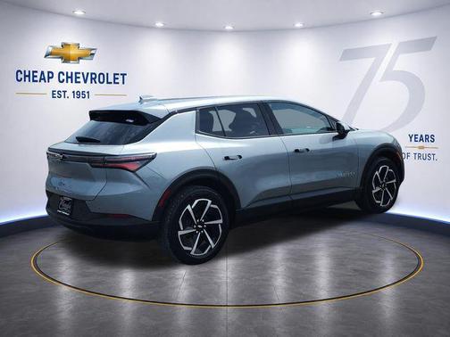Sterling Gray Metallic 2025 Chevrolet Equinox EV LT