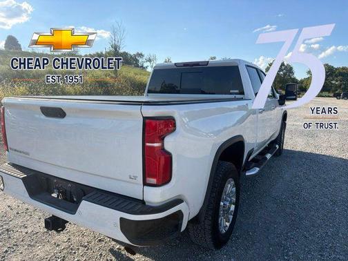 Summit White 2025 Chevrolet Silverado 2500 LT